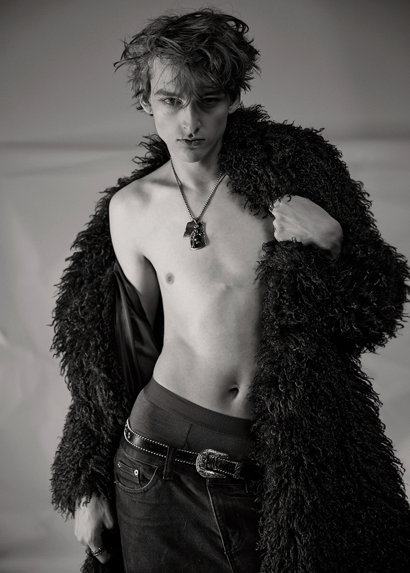 JOSH COLES photo