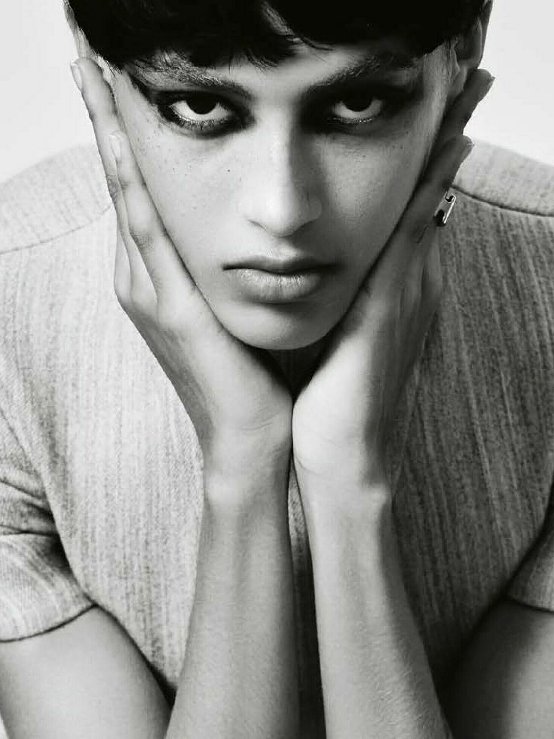ESTHER SANTOS photo
