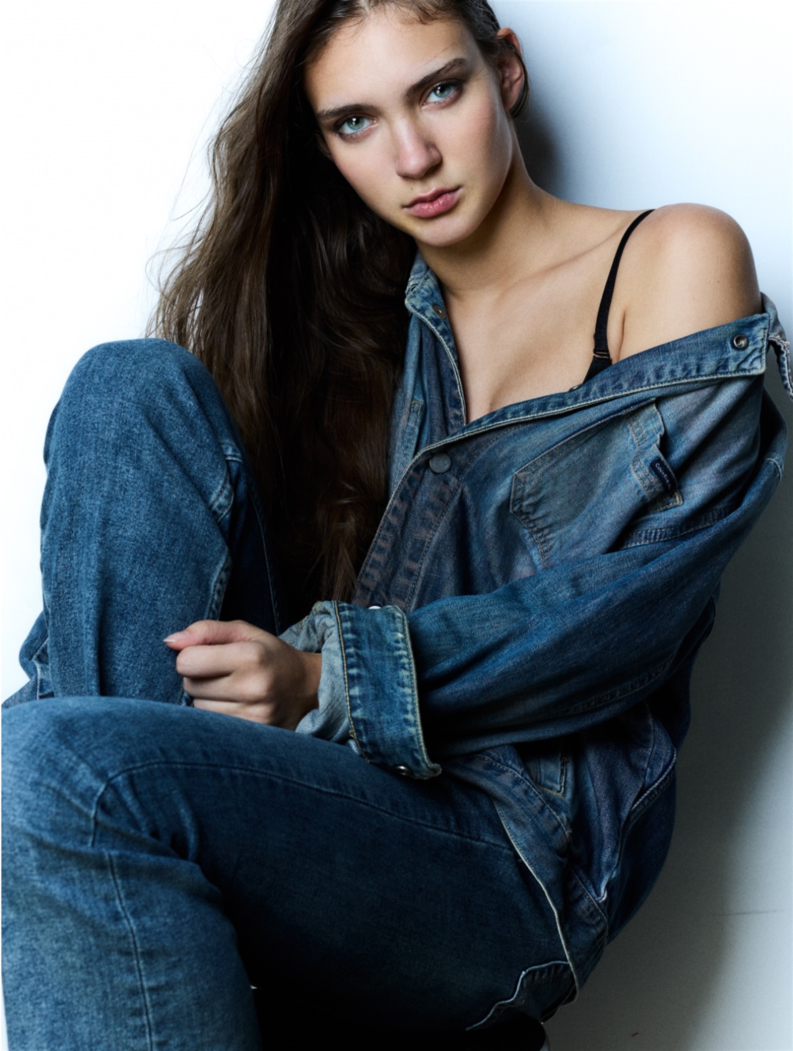 ANDREA RYSKOVA photo