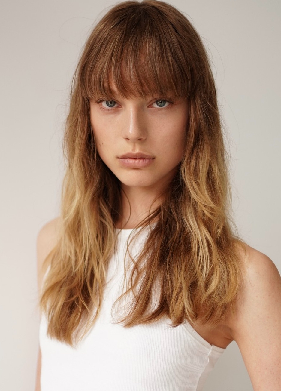 STELLA SEGERFELDT photo