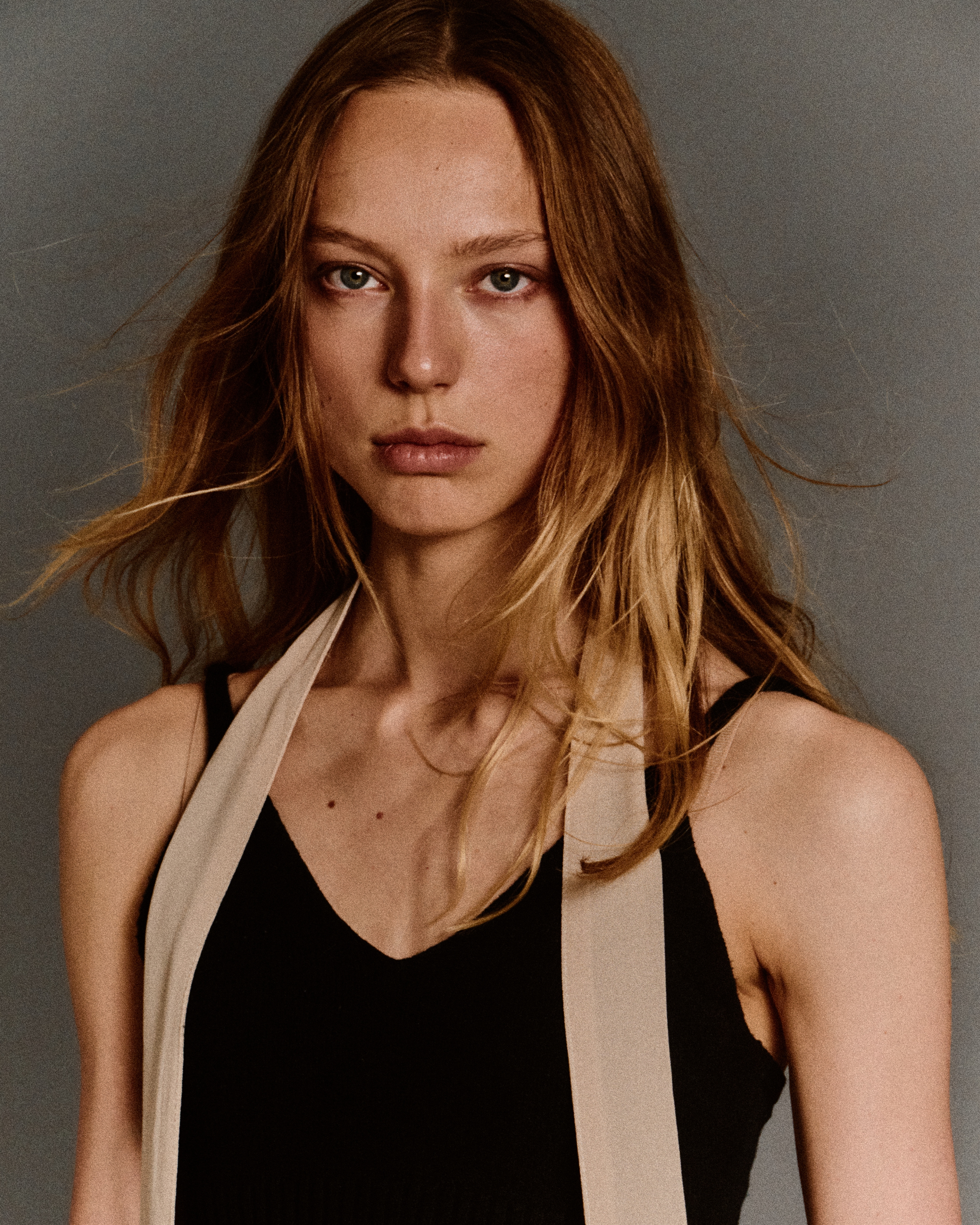 STELLA SEGERFELDT photo
