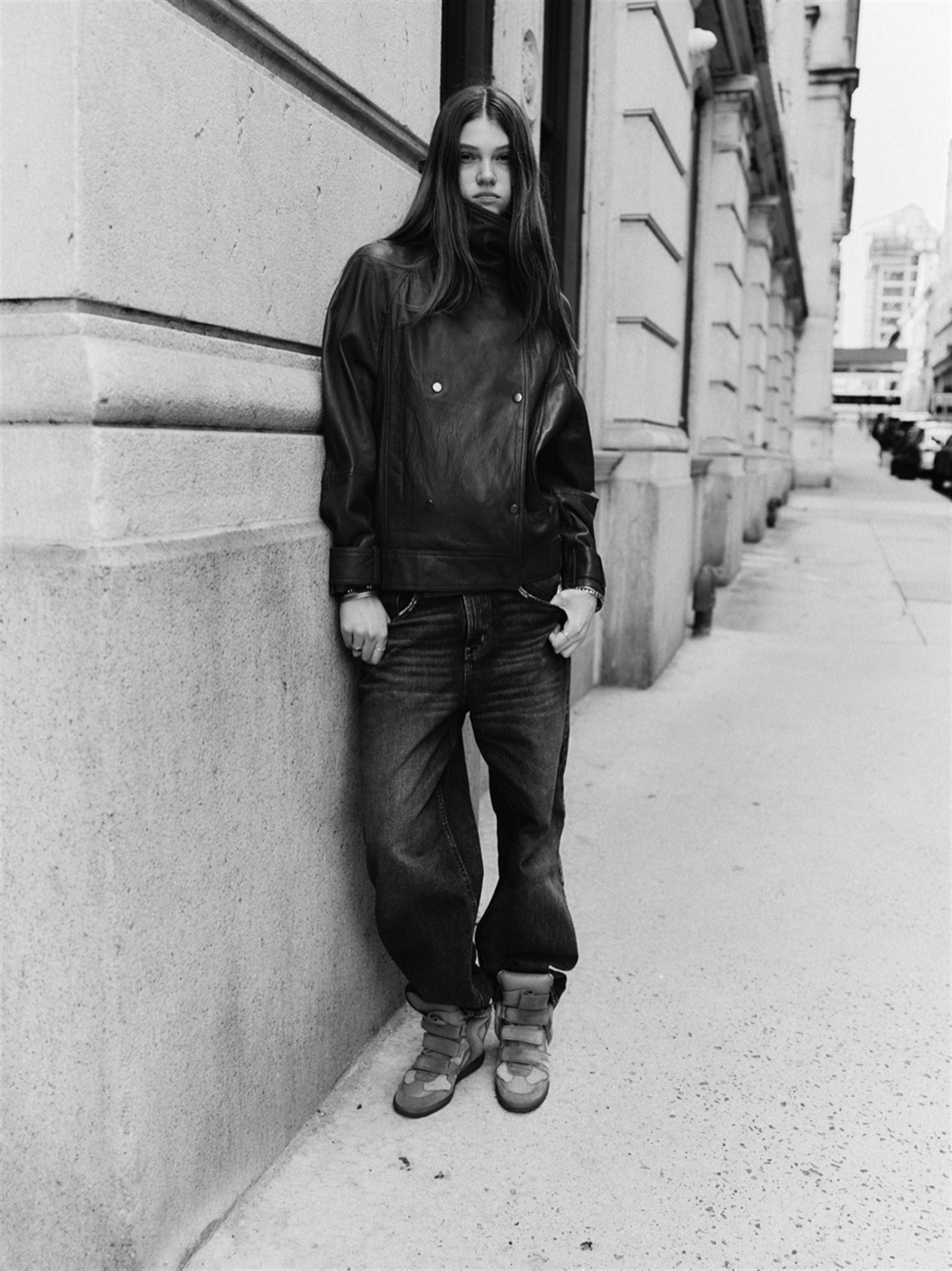 CAITLIN DOUGHERTY photo