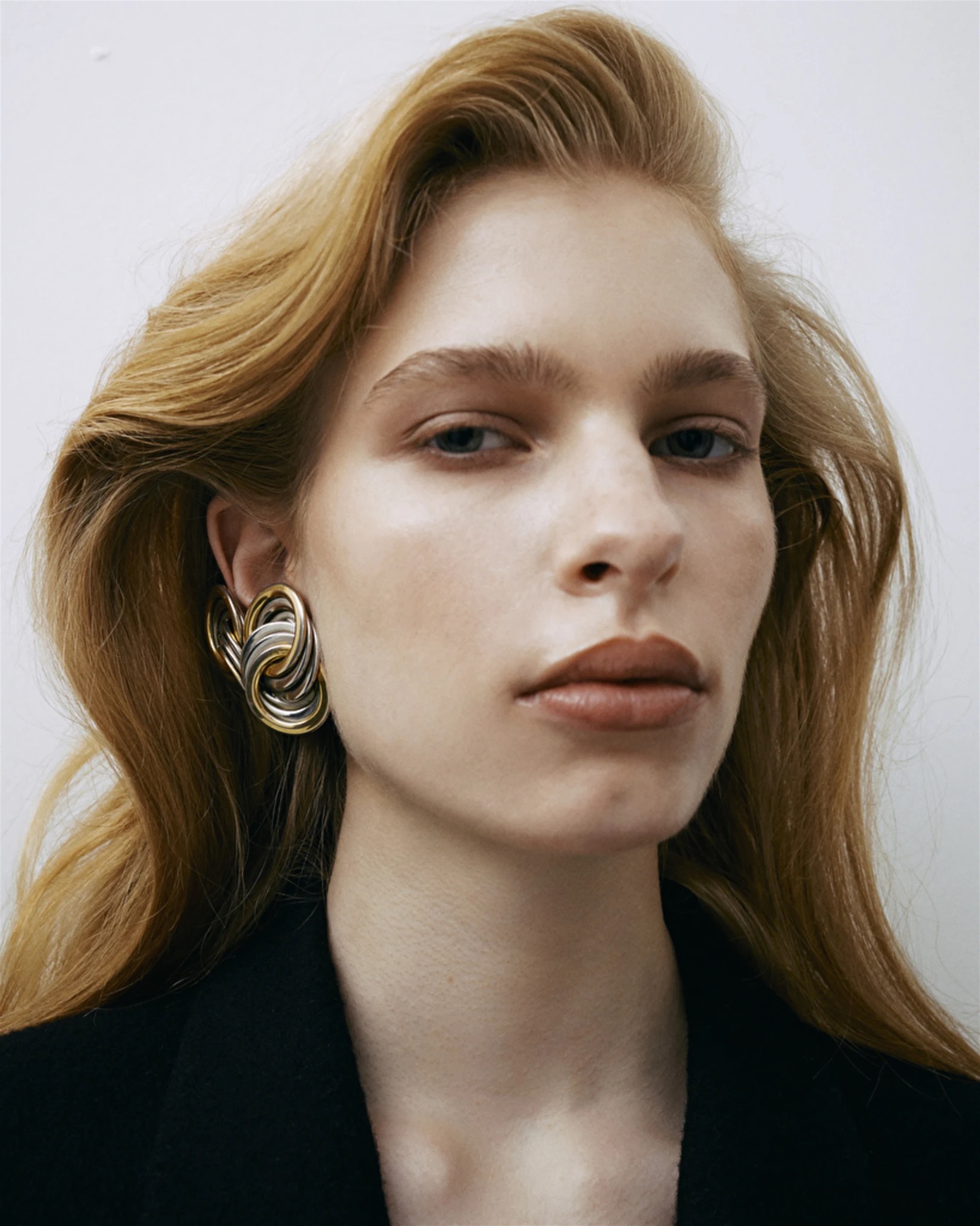 VICTORIA VOLT photo