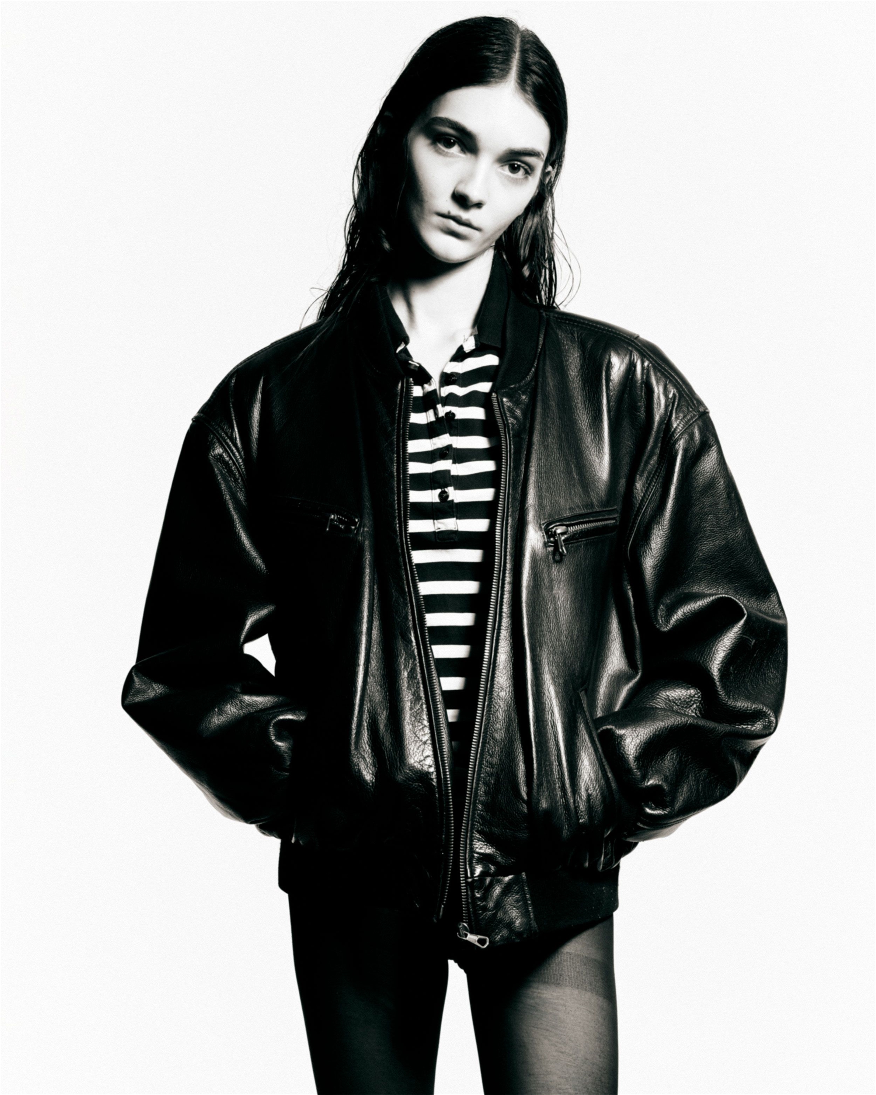 AMELIA WISE photo